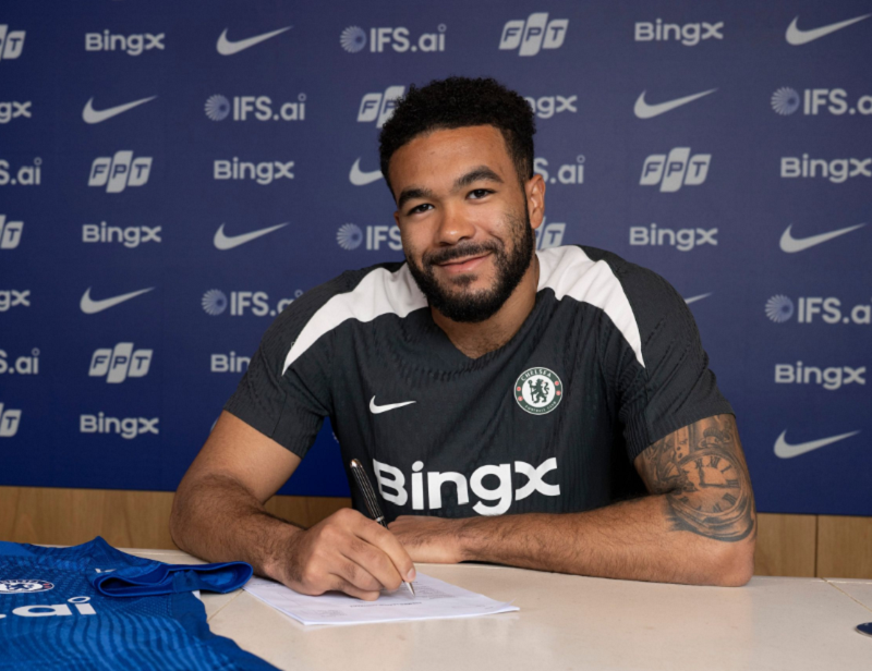 chelsea-troi-chan-doi-truong-reece-james-bang-hop-dong